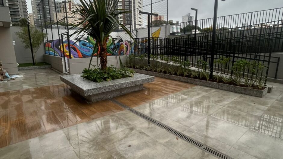ATRIO-JARDINEIRA-QUADRA