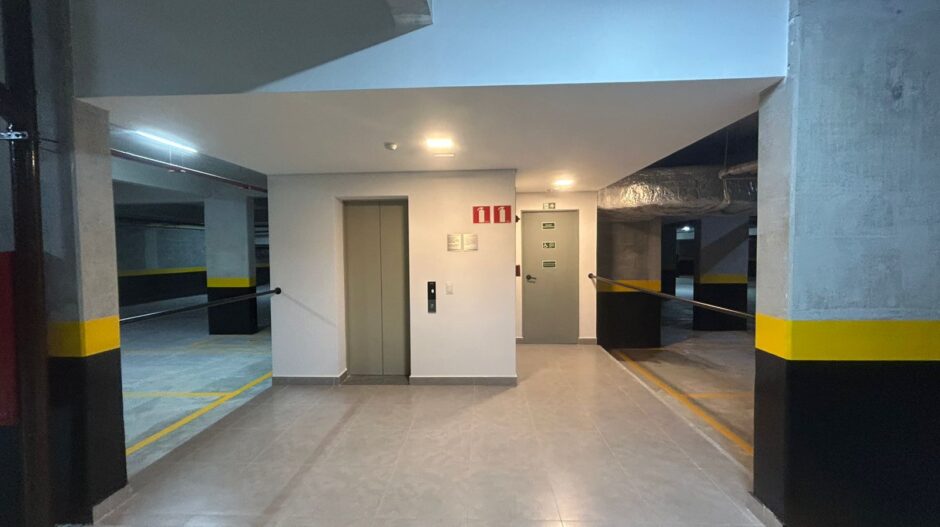 AUT 2750 (8)